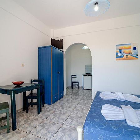Marousi Suites Perissa  Exteriér fotografie